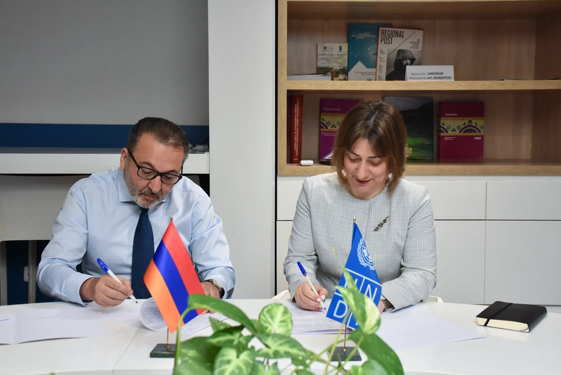 Arev Society and UNDP Armenia signing a Statement of Intention for UNDP's Platform#5 women's economic empowerment program